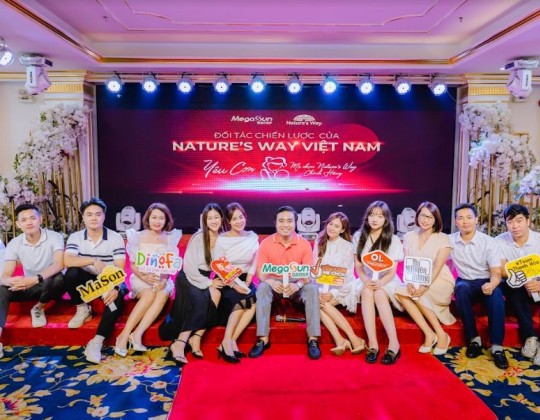 Mason Natural Việt Nam tham dự hội thảo khu vực Thanh Hóa với chủ đề: "Vĩ đại do lựa chọn"