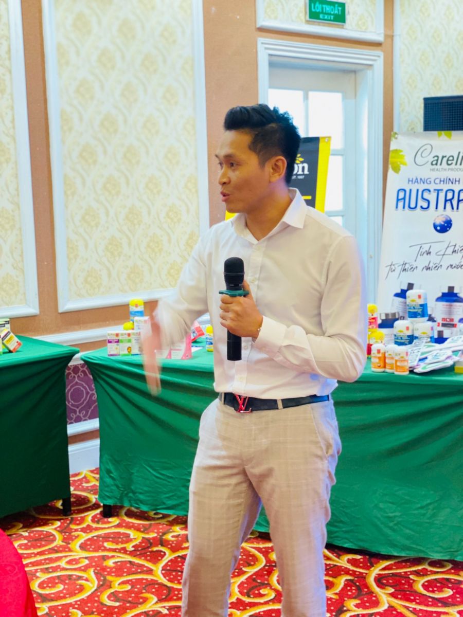 Hơn cả sự đồng hành