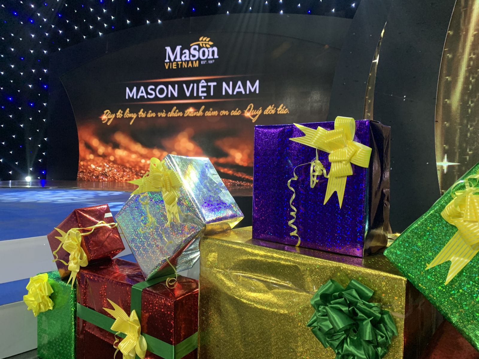 Mason Natural tổ chức livestream quay số trúng thưởng tôn vinh đối tác chiến lược 6 tháng đầu năm 2022