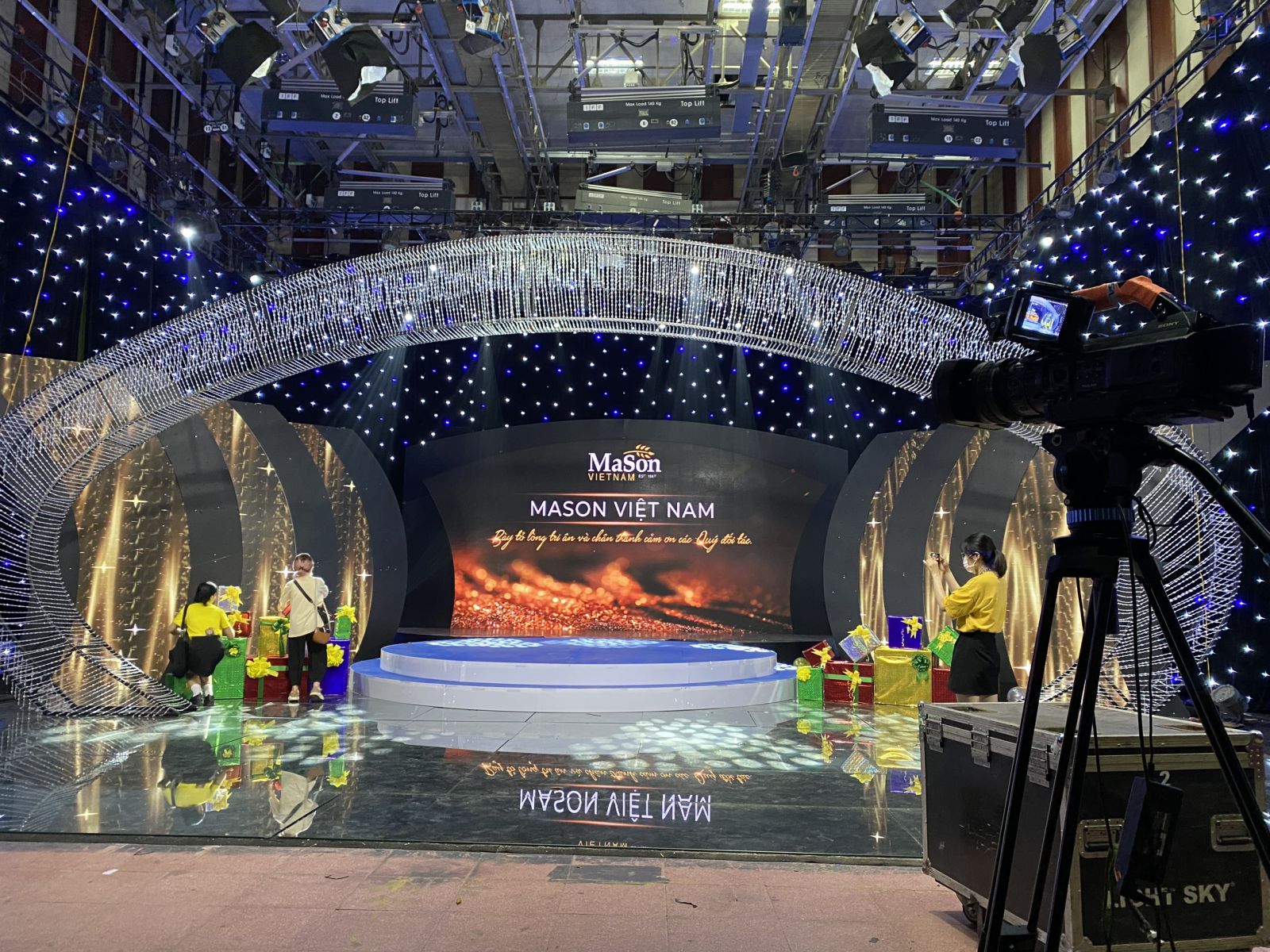 Mason Natural tổ chức livestream quay số trúng thưởng tôn vinh đối tác chiến lược 6 tháng đầu năm 2022